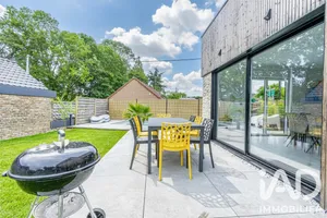 Architectural house in Jenlain (59144)