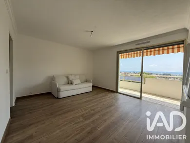 Appartement à Cagnes-sur-Mer (06800)