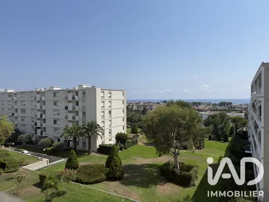 Appartement à Cagnes-sur-Mer (06800)
