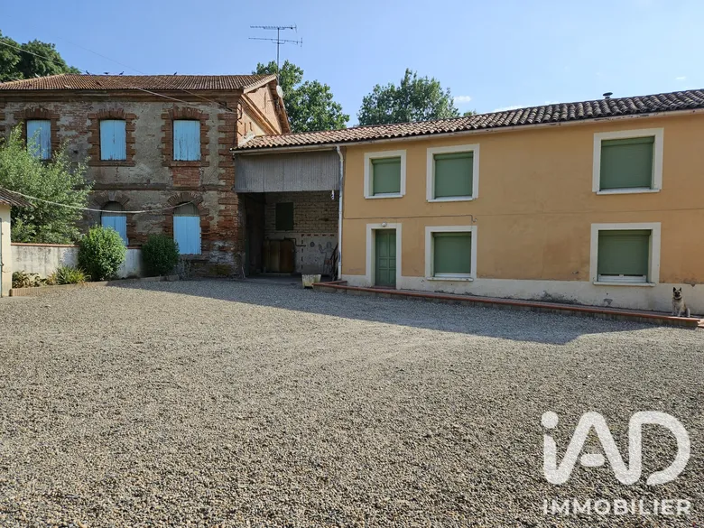 Maison 7 pièces 200 m² · à Castelmayran · 200 m² · 253 000 €