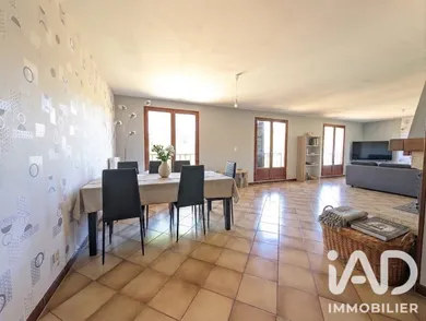 Pavillon à La Brionne (23000)