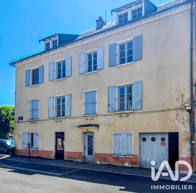 Maison de ville à Saint Geniez d'Olt et d'Aubrac (12130)