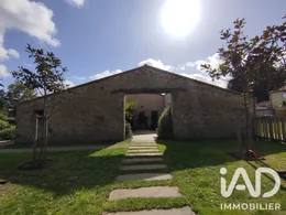 Grange à LES HERBIERS (85500)