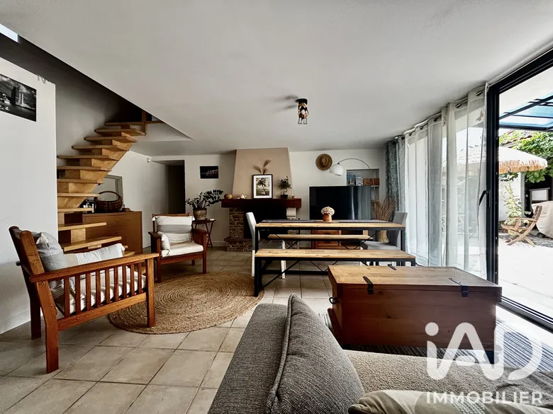 Maison 7 pièces 135 m² · à Forges · 134,9 m² · 295 000 €