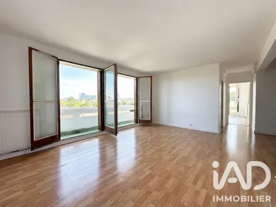 Apartment in Montesson (78360)