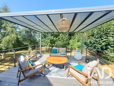 Architectural house in Montfort-sur-Meu (35160)