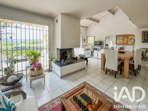 Maison d'architecte à Fréjus (83600)