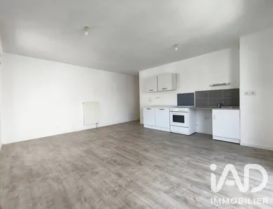 Apartment in Nantes (44100)
