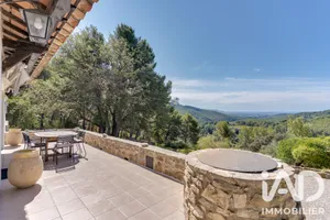 Maison traditionnelle à La Cadière-d'Azur (83740)