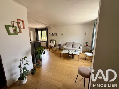 House in Parthenay (79200)