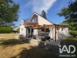 Architectural house in Questembert (56230)