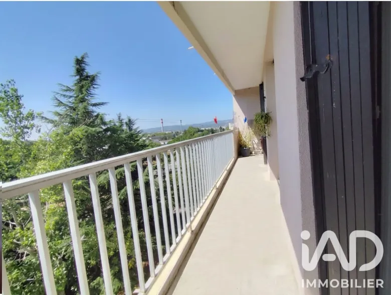 Appartement 4 pièces 81 m² · à Valence · 81 m² · 125 000 €