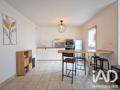 Apartment in Nantes (44300)