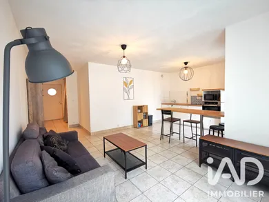 Apartment in Nantes (44300)