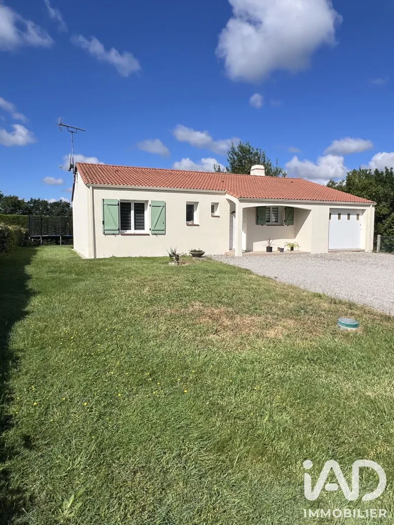 Maison 5 pièces 91 m² · à Grosbreuil · 90,9 m² · 262 000 €