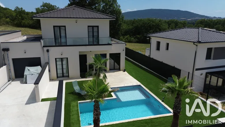Maison 5 pièces 118 m² · à Meysse · 118 m² · 395 000 €