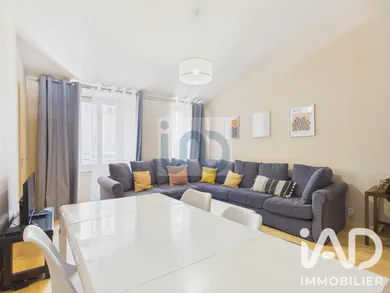 Appartement à La Rochelle (17000)