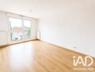 Apartment in Anzin (59410)