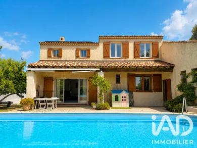 Maison à Sanary-sur-Mer (83110)