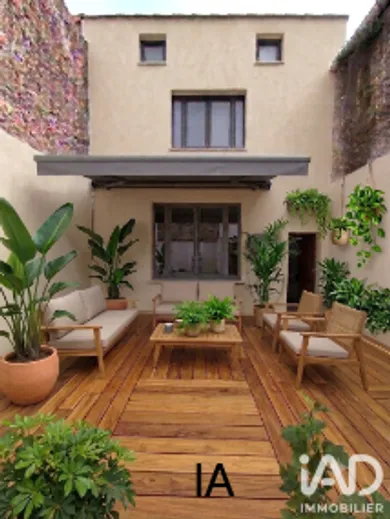 Townhouse in Nîmes (30900)