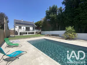 Maison à Les Herbiers (85500)