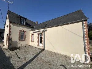 Maison traditionnelle à Ombrée d'Anjou (49420)