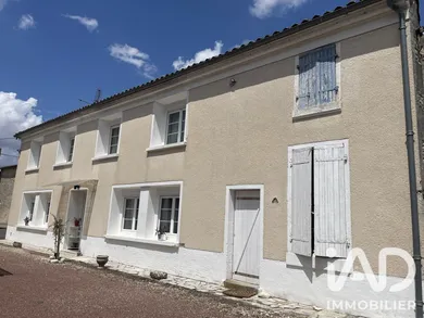 Grange à Réparsac (16200)