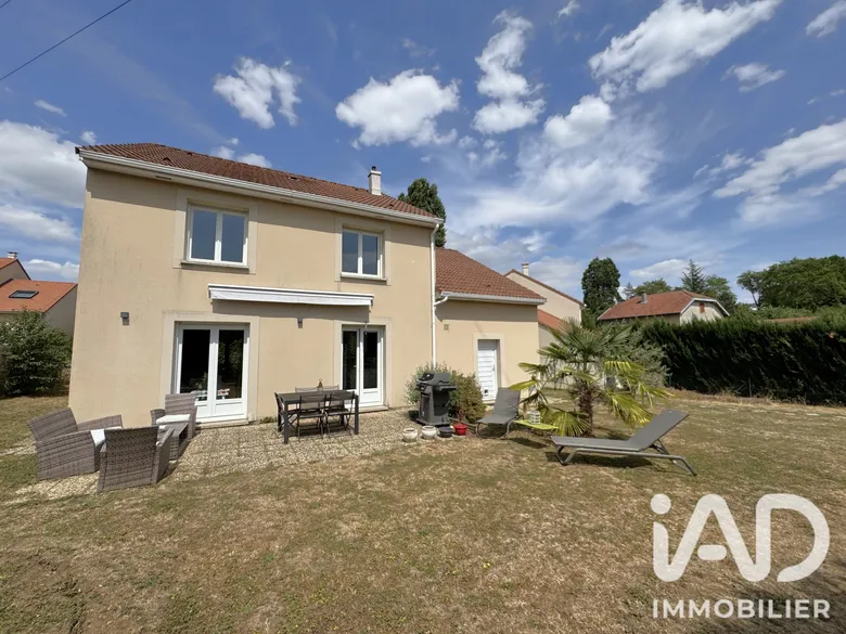 Maison 6 pièces 130 m² · à Rozérieulles · 130 m² · 419 000 €