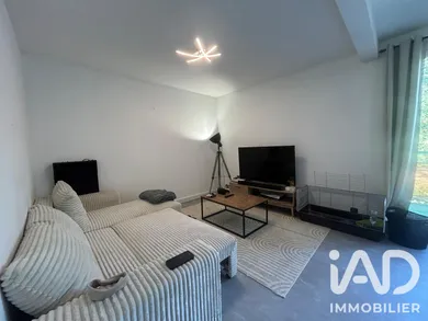 Appartement à La Chaussée-Saint-Victor (41260)