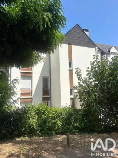 Appartement à La Chaussée-Saint-Victor (41260)