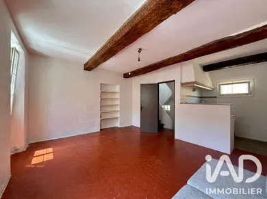Immeuble à La Garde-Freinet (83680)