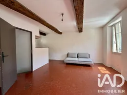 Immeuble à La Garde-Freinet (83680)