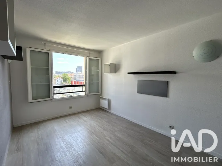 Appartement 1 pièce 18 m² · à Courbevoie · 17,7 m² · 130 000 €
