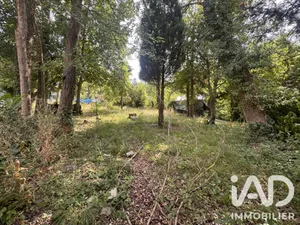 Terrain à bâtir à Chessy (77700)