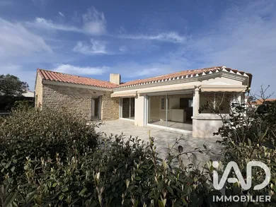 Maison d'architecte à Saint-Hilaire-de-Riez (85270)
