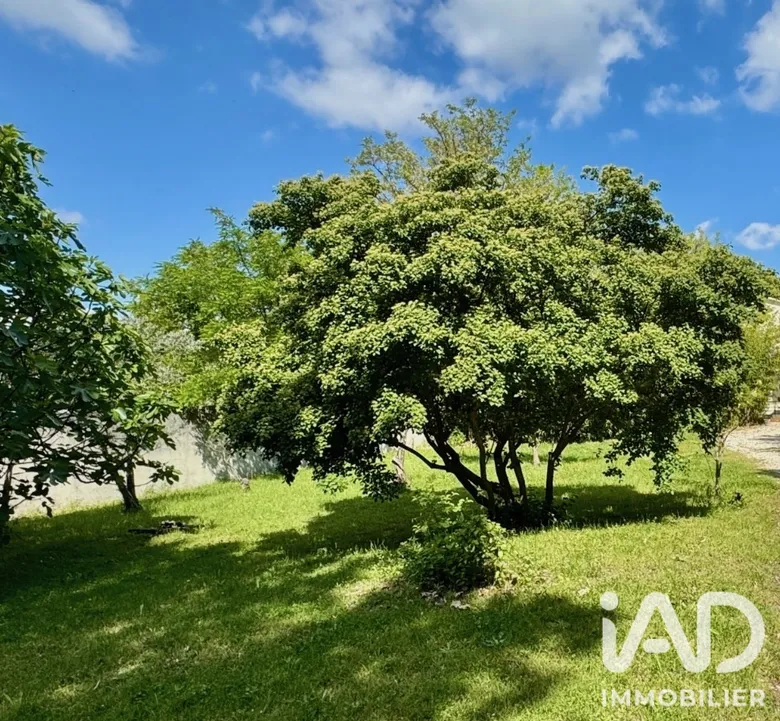 Terrain à bâtir à Aubignan (84810) · 115 000 €