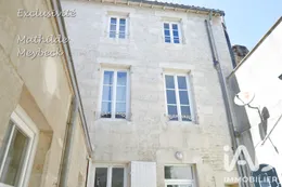 Townhouse in NIORT (79000)