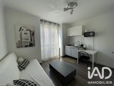 Studio à Avignon (84000)