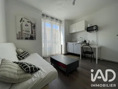 Studio à Avignon (84000)