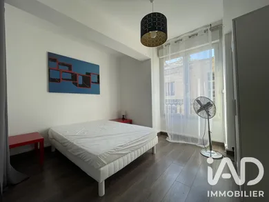 Studio à Avignon (84000)