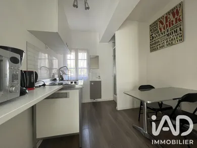 Studio à Avignon (84000)