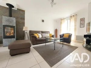 Maison traditionnelle à Bois-le-Roi (77590)