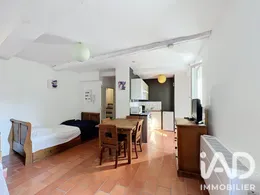 Apartment in Malaucène (84340)
