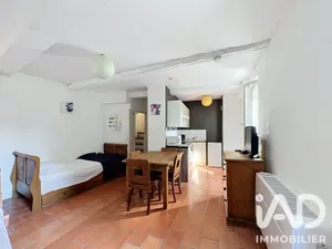 Apartment in Malaucène (84340)