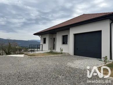 Maison traditionnelle à Belley (01300)