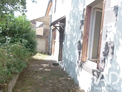 Maison de ville à Giat (63620)