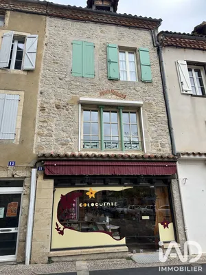 Building in Saint-Céré (46400)