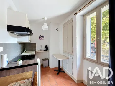 Appartement à Malaucène (84340)