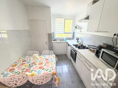 Appartement à Aix-en-Provence (13100)