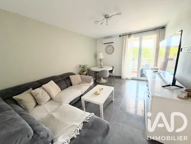 Apartment in Aix-en-Provence (13090)